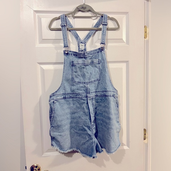 Aerie short alls XL - Picture 1 of 3
